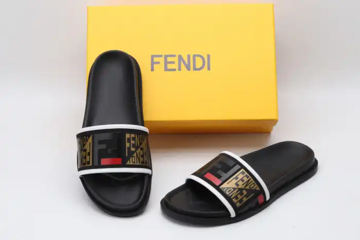 Cheap Fend1 Slippers