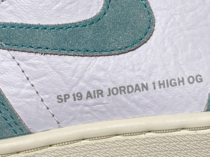 Air Jordan 1 Retro High OG Turbo Green 555088-311