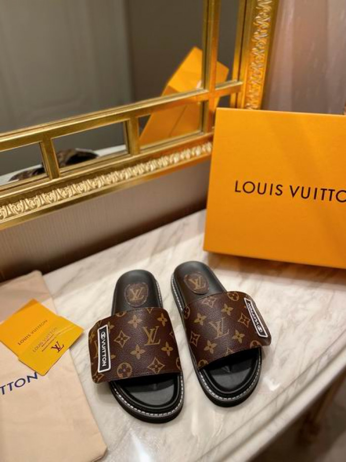 Onekick LV SLIPPERS