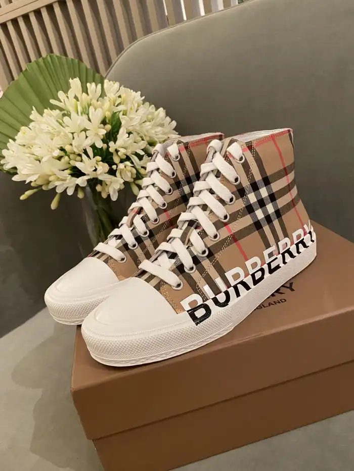 Bubery SHOES