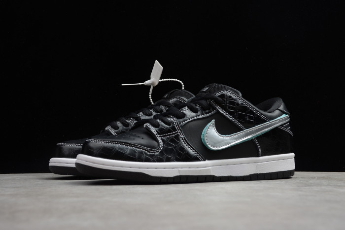 Nike SB Dunk Low Diamond Supply Co Black Diamond BV1310-001