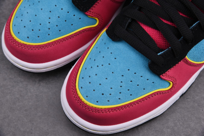 Nike Dunk SB Low Ms. Pacman 313170-461