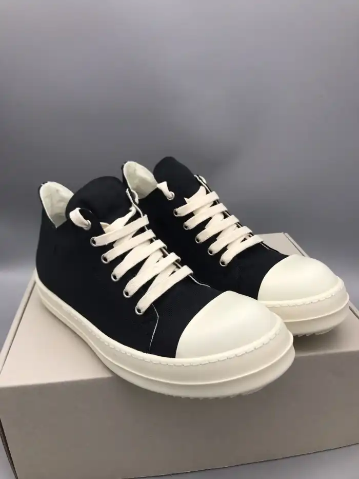 Rick Owen.s Sneaker