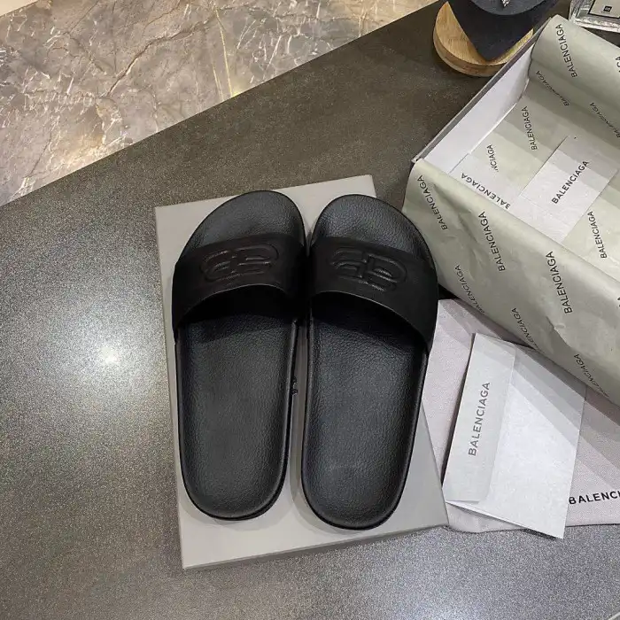 Rep BLCG SLIPPERS