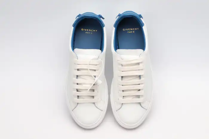 Givench LOW-TOP SNEAKER