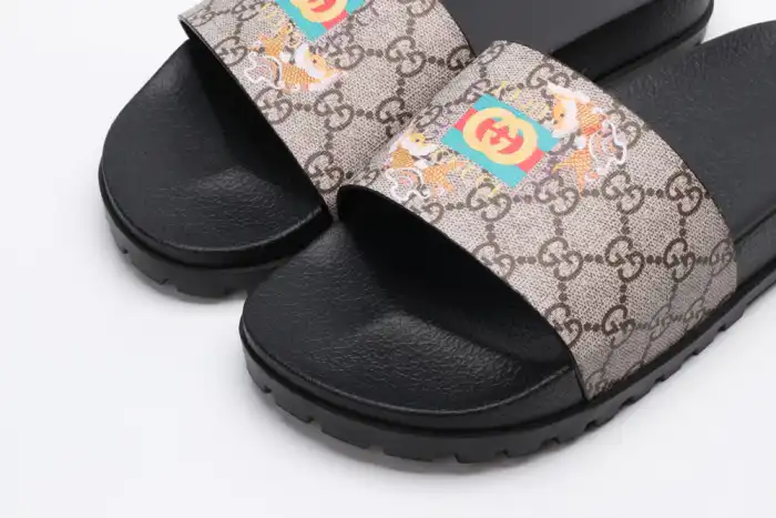 Cheap GUCC SLIPPERS