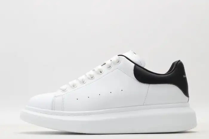 Rep MQ SNEAKERS