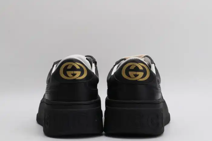 GUCC LOW-TOP SNEAKER