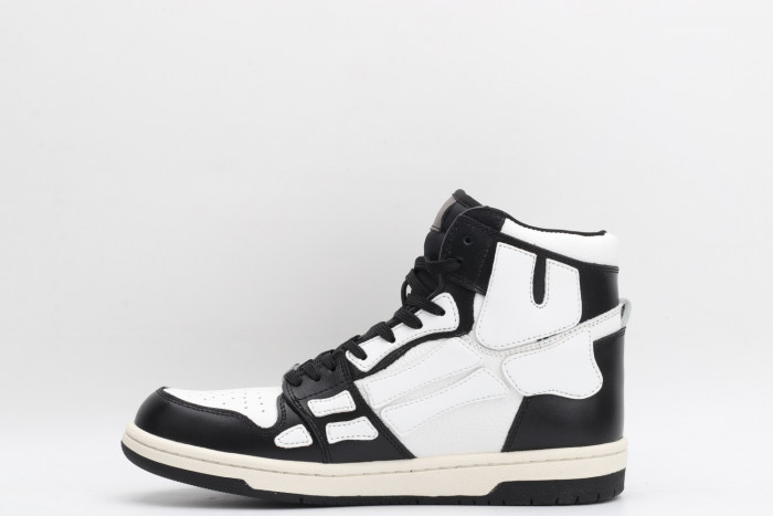 Onekick AR1M1 High-Top Sneaker