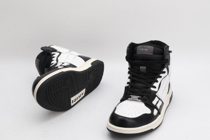 Onekick AR1M1 High-Top Sneaker