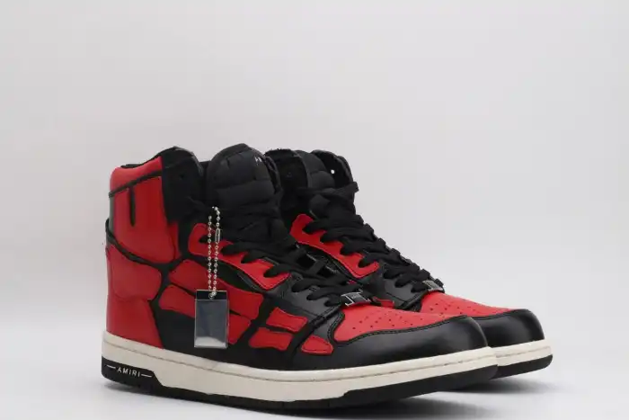 AR1M1 High-Top Sneaker