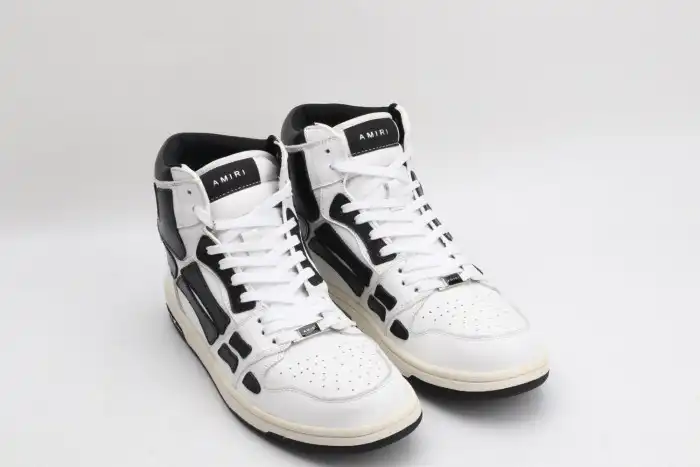 AR1M1 High-Top Sneaker