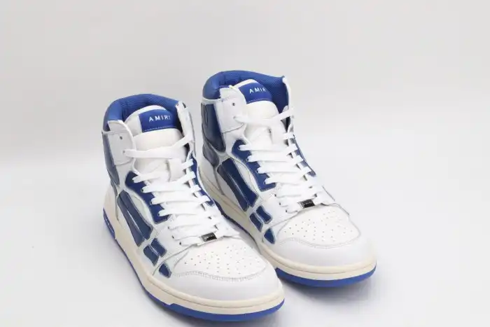 AR1M1 High-Top Sneaker