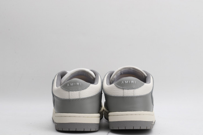 Onekick AR1M1 Low-Top Sneaker