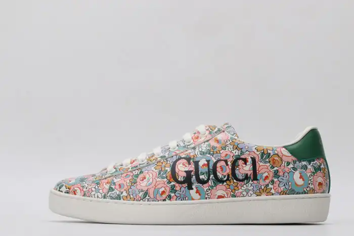 GUCC LOW-TOP SNEAKER