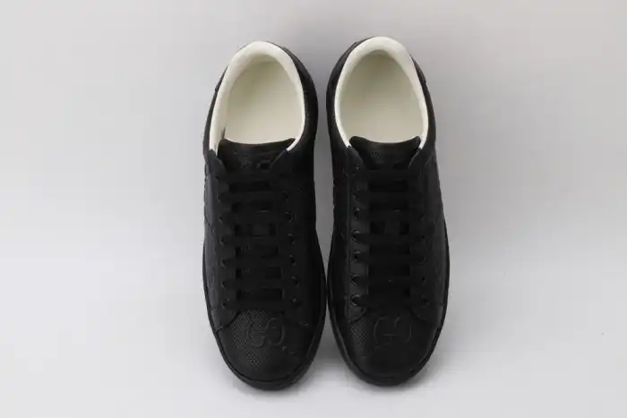 GUCC LOW-TOP SNEAKER