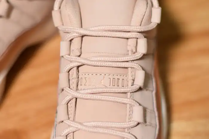 Air Jordan 11 Low GS Rose Gold AH7860-105