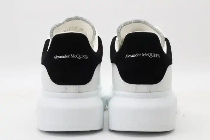 MQ SNEAKERS