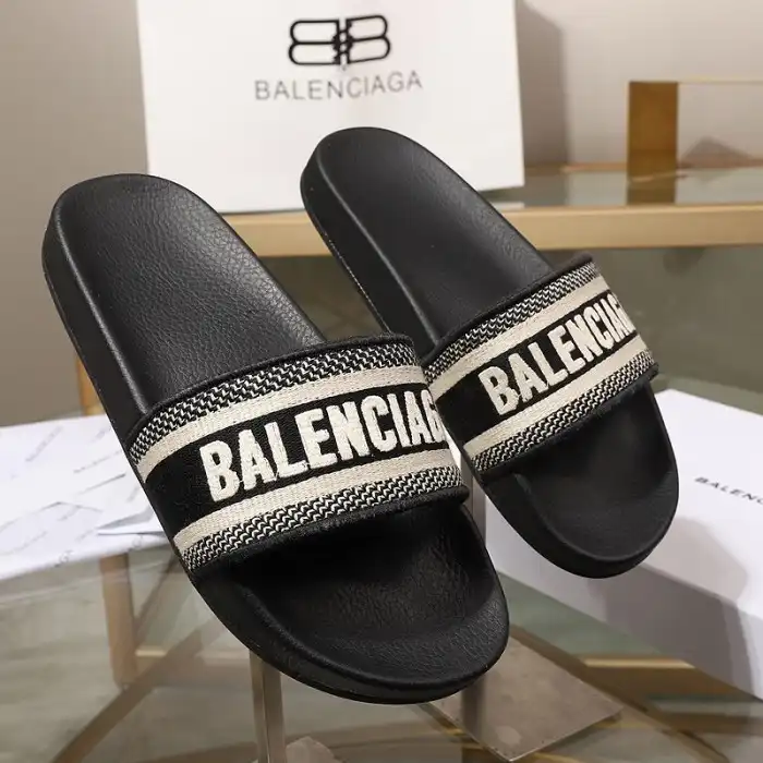 Rep BLCG SLIPPERS