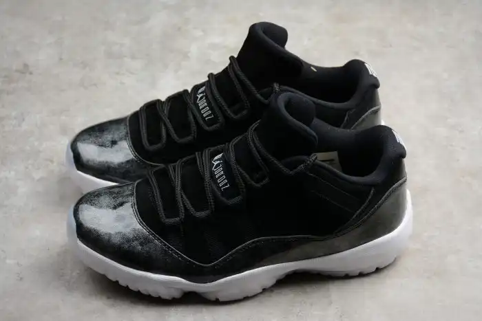 Rep Onekick Air Jordan 11 Retro Low 