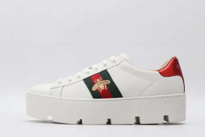 GUCC LOW-TOP SNEAKER