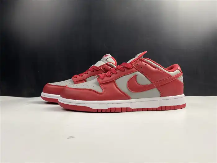 Onekick Nike Dunk Low Retro Medium Grey Varsity Red UNLV (2021) DD1391-002