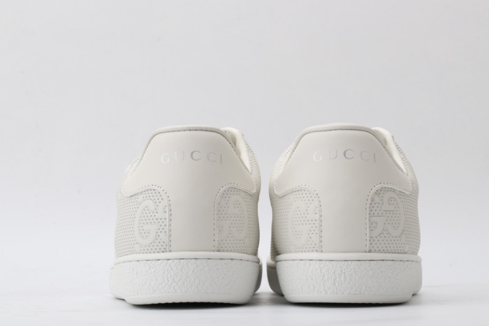 GUCC LOW-TOP SNEAKER