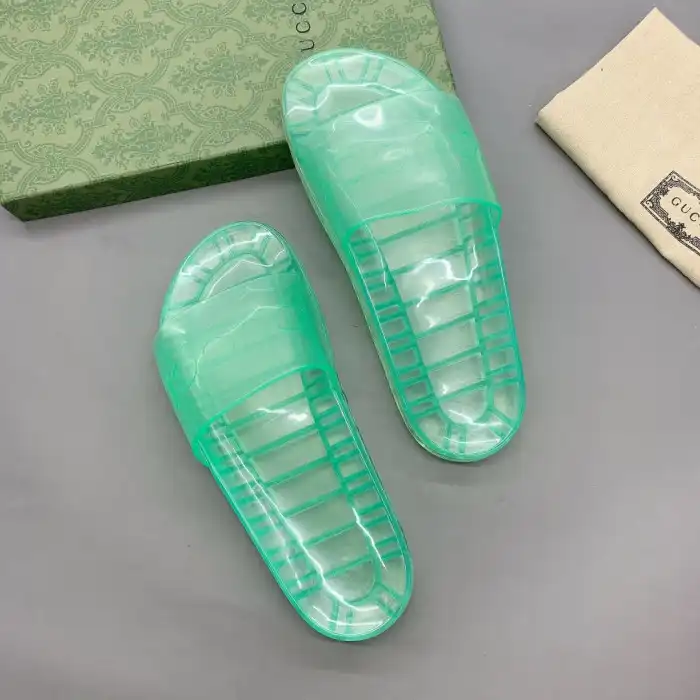 GUCC SLIPPERS