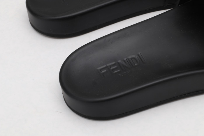 Fend1 Slippers