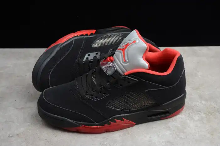 Chep Onekick Air Jordan 5 Retro Low Alternate 90 black  red mens 819171-001