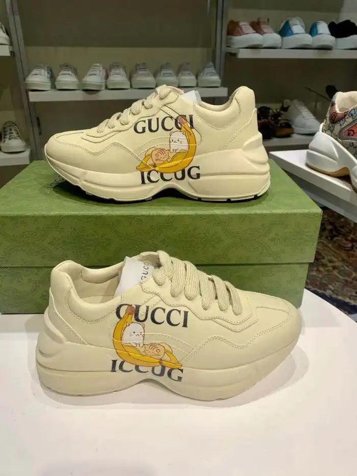 GUCC SNEAKER