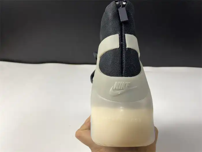 NIKE AIR FEAR OF GOD 1 STRING OFFNOIR AR4237-903