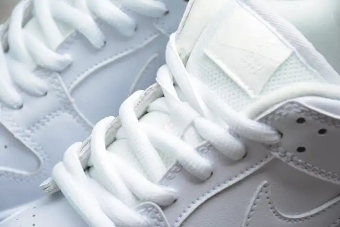 Cheap Nike Dunk SB Low White Ice 304292-100