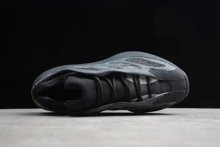 Rep Adidas Yeezy Boost 700 V3 Black H67799