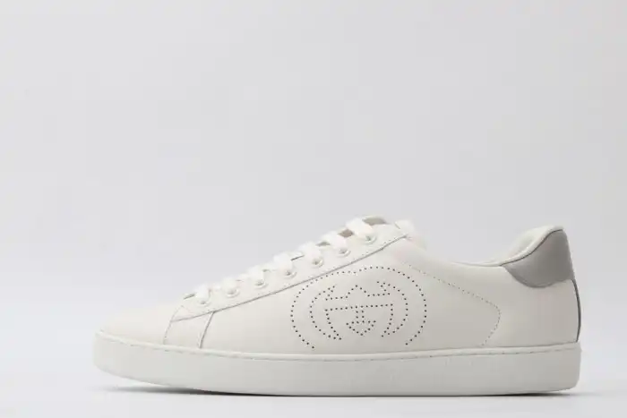 GUCC LOW-TOP SNEAKER