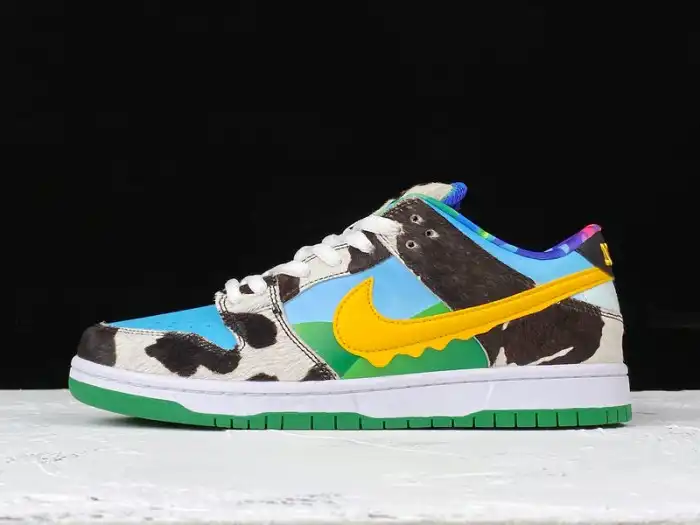 Onekick Nike SB Dunk Low Ben and Jerry's Chunky Dunky CU3244-100