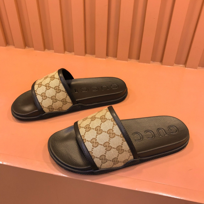 Onekick GUCC SLIPPERS