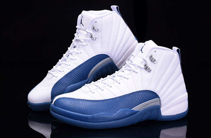 Air Jordan 12 Retro "French Blue" mens 130690-113