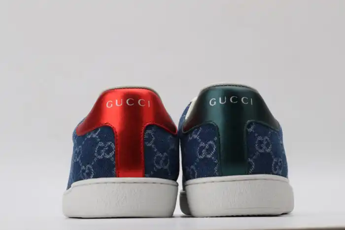 GUCC LOW-TOP SNEAKER