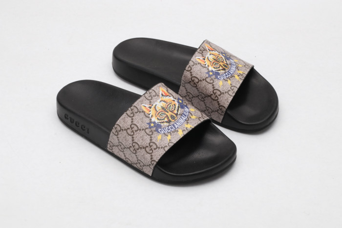 Onekick GUCC SLIPPERS