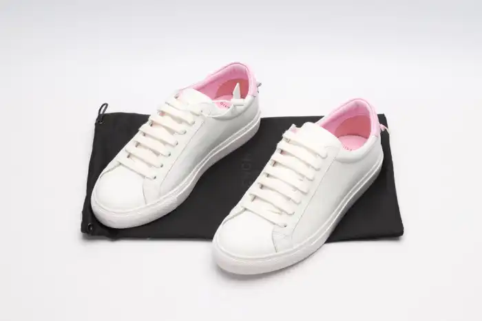 Cheap Givench LOW-TOP SNEAKER