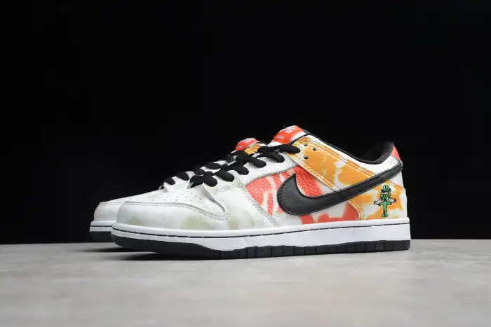 NIKE SB DUNK LOW RAYGUN TIE-DYE WHITE BQ6832-101