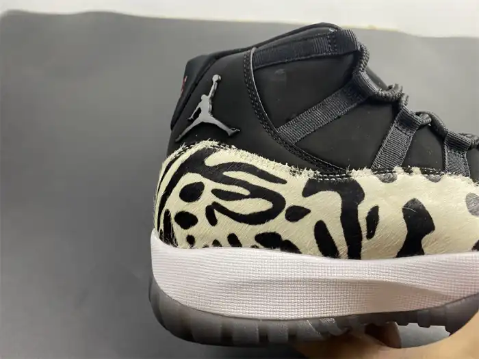 Chep Onekick AIR JORDAN 11 ANIMAL INSTINCT AR0715-010