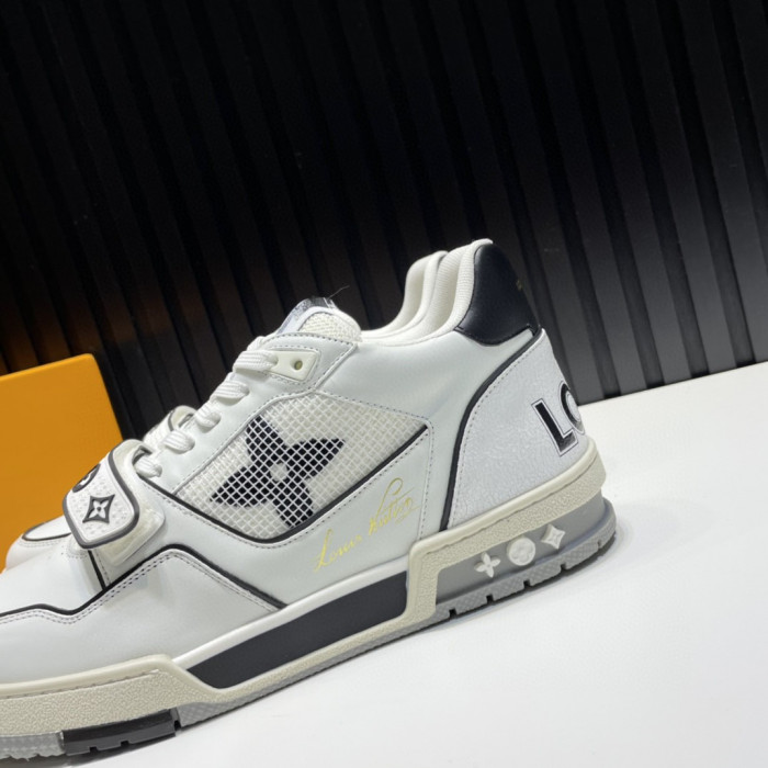 Onekick LV TRAINER SNEAKER LOW