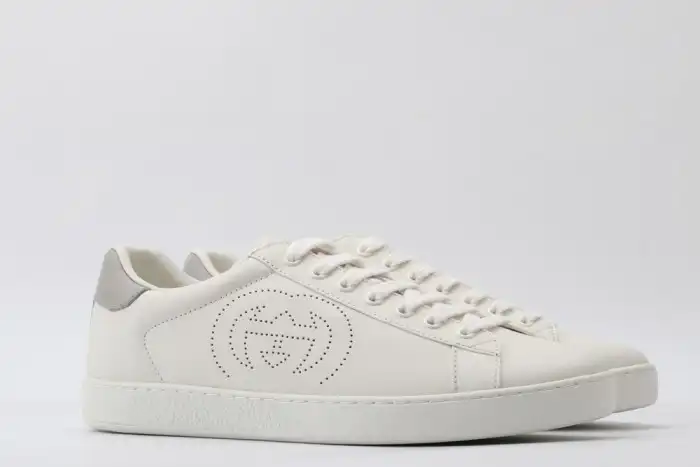 GUCC LOW-TOP SNEAKER