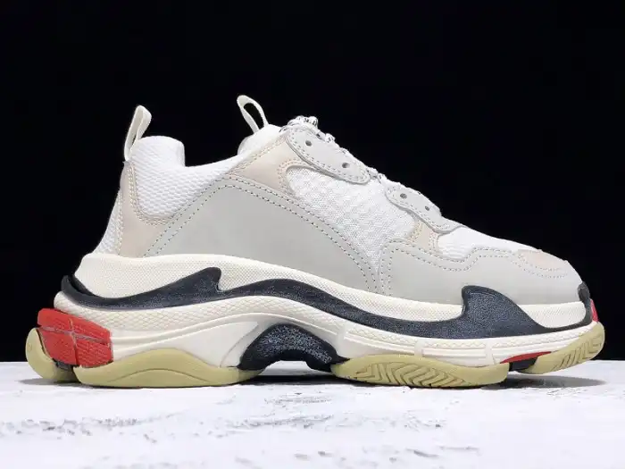 Rep BLCG Triple S White Black Red 533882 W09E1 9000