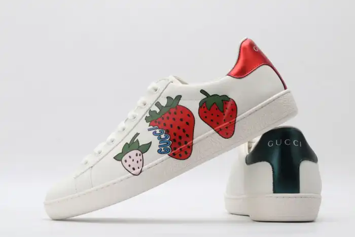 GUCC LOW-TOP SNEAKER