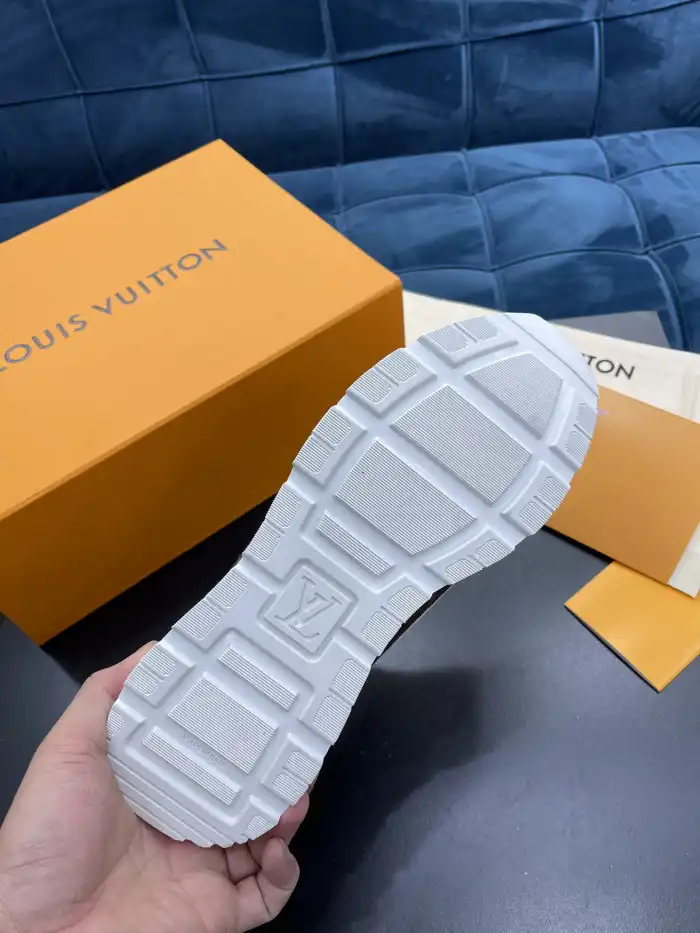 Loui Vuitto TRAINER SNEAKER