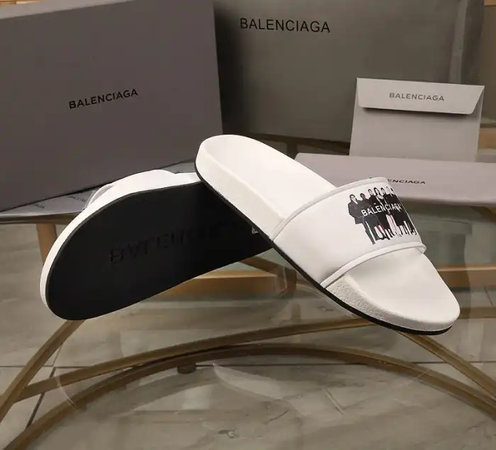 Rep BLCG SLIPPERS