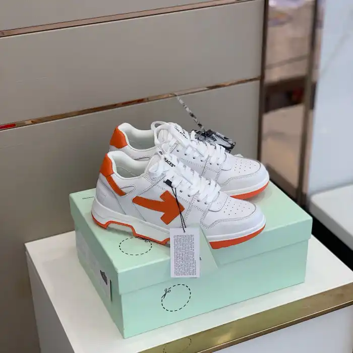 OFF WHITETM C O VIRGIL ABLOH OUT OF OFFICE LOW-TOP LEATHER SNEAKERS 